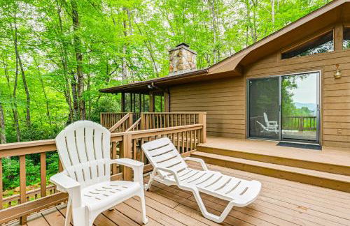 Smoky Mountain Cabin with Fire Pit and Stunning Views! - Foto 6