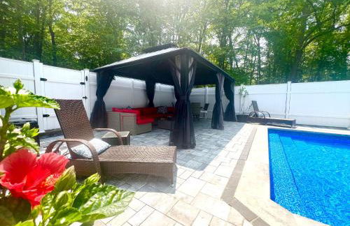 Amazing Poconos House . Sauna/Hot Tub/Private Pool - Foto 40