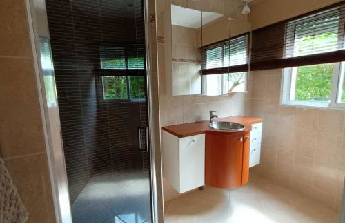 Grand T2 de la villa à la fosse à l'âne - Photo 6