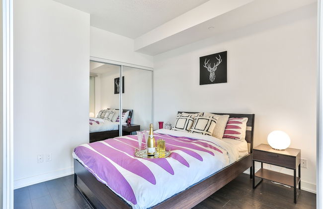 Modern Condo in Historic Fort York - Foto 5