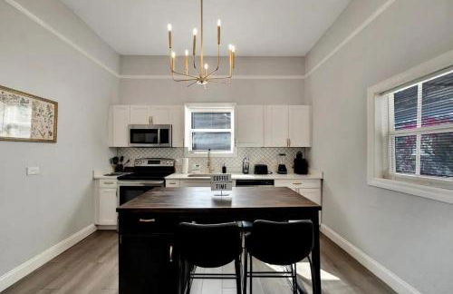 Versatile Home with Extra Living - Foto 35