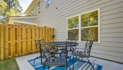 Townhome with Pool! 7 Mi to Ocean Isle Beach - Foto 3