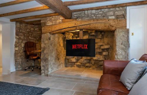 Gloucester-Beautiful 4 Bedroom Cottage-Sleeps 8-Free Parking-Fast Wi-Fi-Work or Leisure - Foto 61