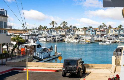 Walk on the Ocean! Wake up to Beautiful Bay Views - Photo 3