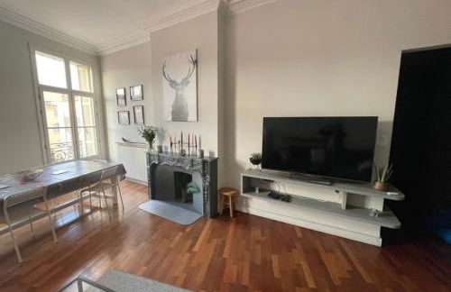 La Perle de Toulon, grand appartement tout confort, idéalement situé - Foto 42