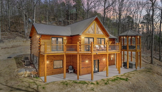 Above The Summit 5 Bedroom Cabin by RedAwning - Foto 2, Imagen principal