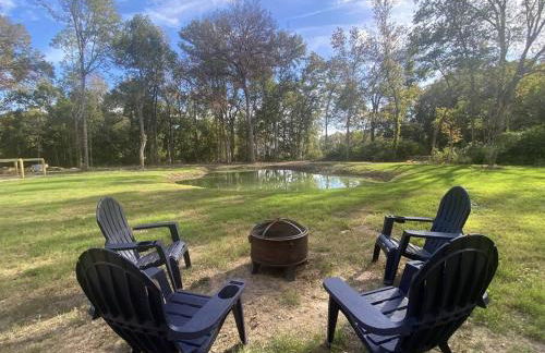 Modern A-Frame Cabin by Rip Van Winkle with Hot Tub - Foto 7