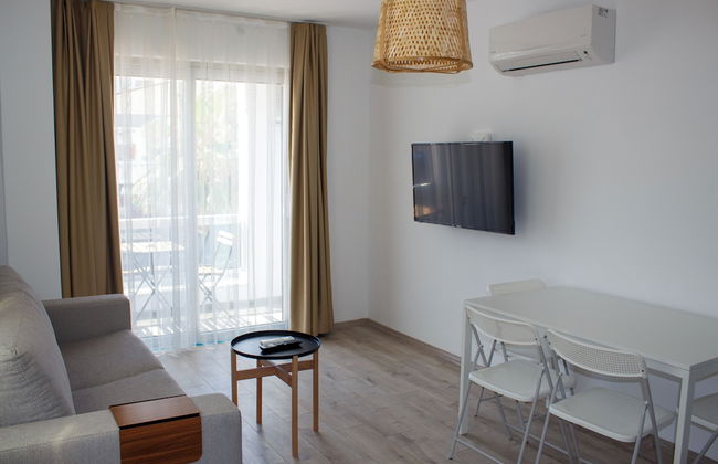 Aloha Suites Mediterranean - Photo 9