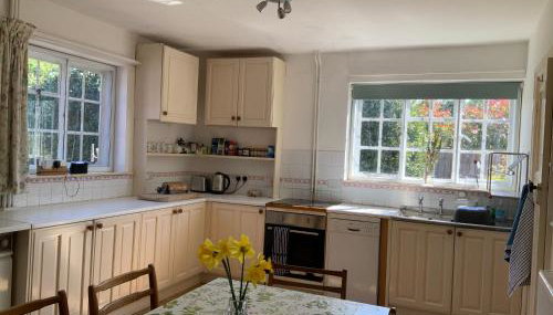 Country cottage overlooking fields with garden room - Foto 4