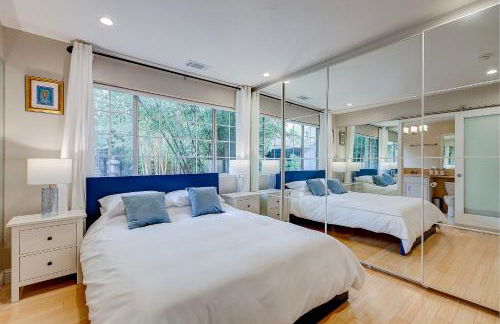 Santana Row Garden Retreat Private Executive Residence with Koi Pond and Waterfall Walk to Santana Row Valley Fair Dining and Shopping Private Entrance - Photo 29