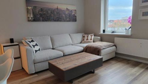 Kiel, renovierte Innenstadtwohnung, 24h Check-in, 2 kostenlose Fahrräder - Foto 3