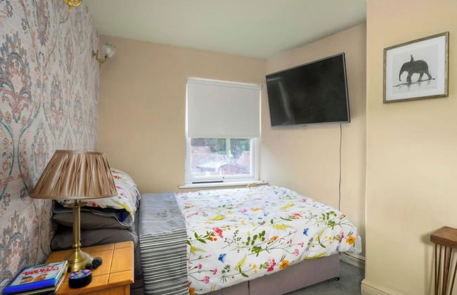 Cottagesleep4-freep-petok-garden-famillyfriendly - Photo 2