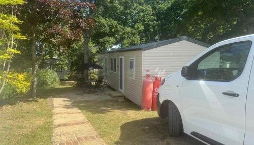The Squirrel's Nest Stylish Modern Caravan Stay - Foto 4