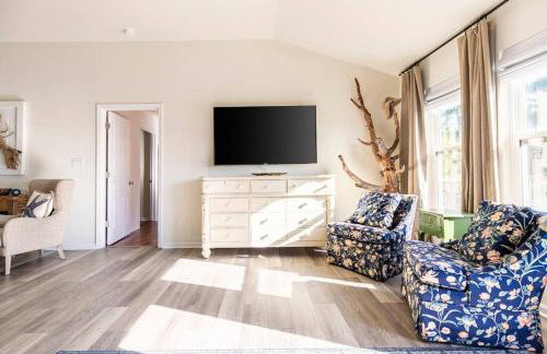 Beach Please! Complimentary 6-Seater Golf Carts! - Foto 10