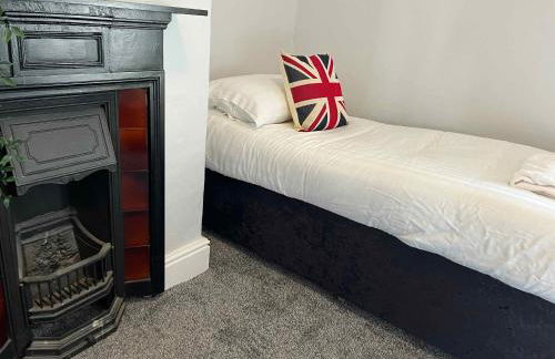 The North Wales Gathering - Sleeps Up To 16 - Photo 16