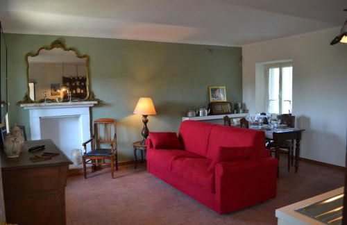 Madama Langa Country House con piscina nelle vigne - Foto 19