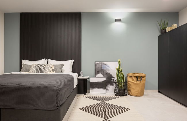 Mr. Louis - By TLV2GO - Photo 5