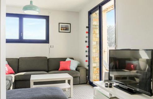 Gorgeous Home In Saint-Germain-Sur-Ay - Foto 3