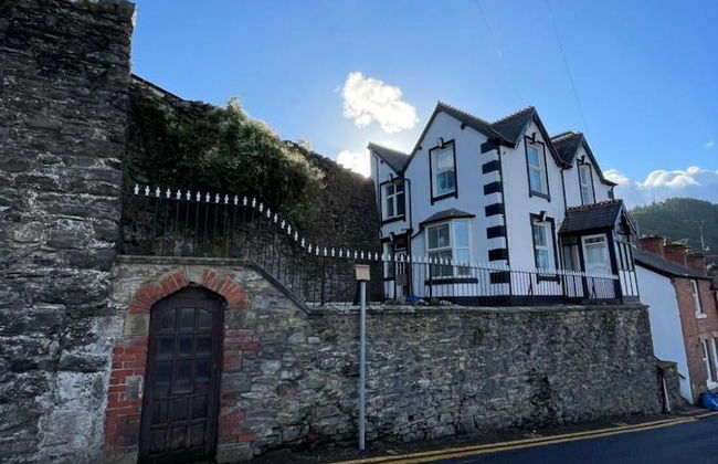 Llangollen Retreat With Stunning Views of the Castle - Foto 40