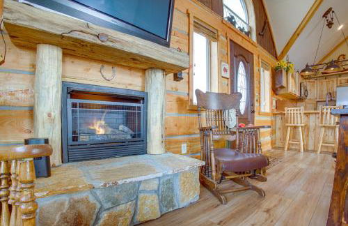 Roberts Home with Western Decor and Mountain Views! - Foto 6