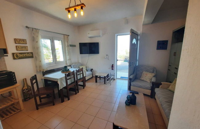 Crete Country Escape 2 Bd w Patio - Photo 22