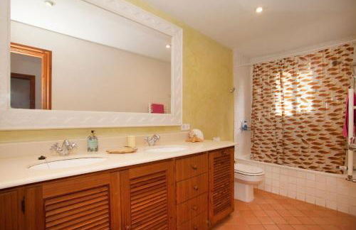 Tranquil Mallorquin Villa with Private Pool Beach Access - Foto 23