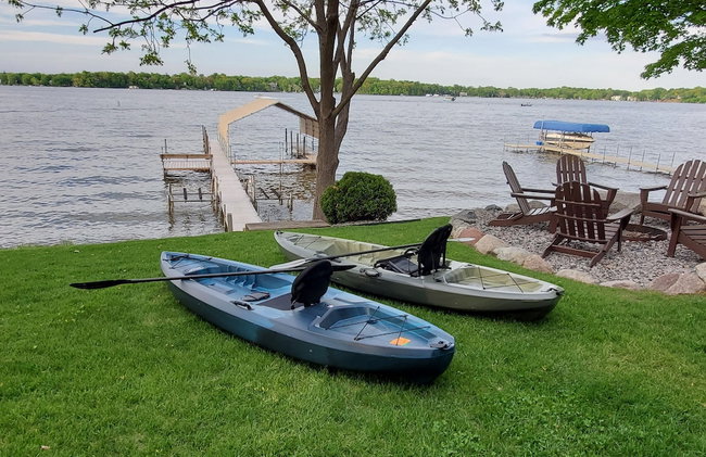 Lakefront Luxury - Photo 42