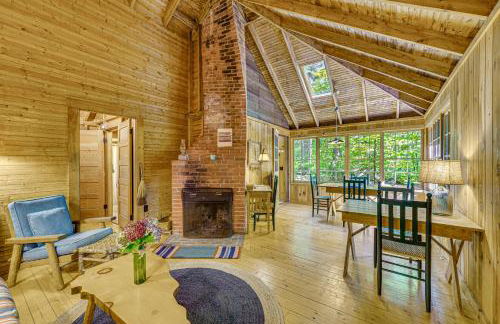 Rustic Cabin with Squam Lake Access and Fireplace! - Foto 1