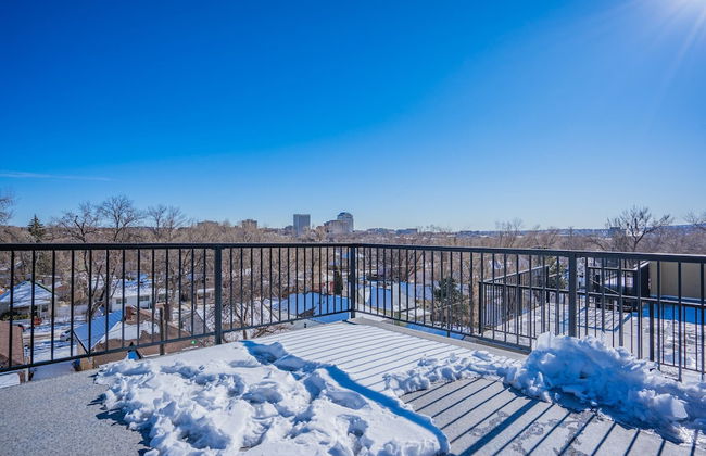 4BR Mnt Viewsmodern Urbanityrooftop Patio - Foto 45