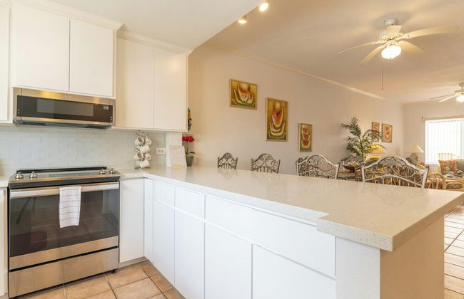 2-story Condo Next to Beach w/ Ocean Views! - Foto 18