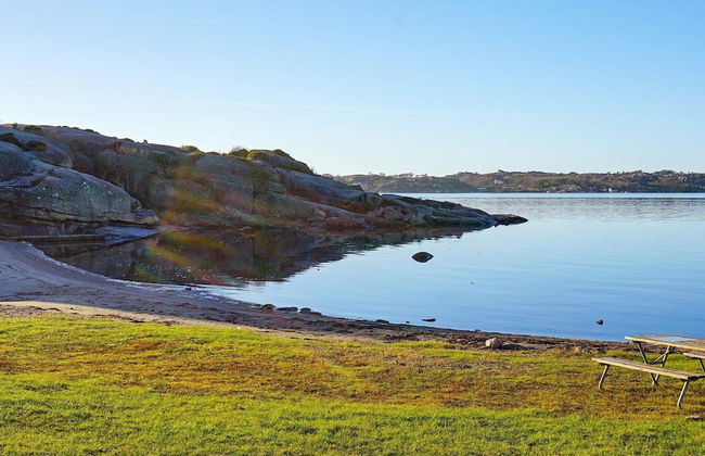 6 Person Holiday Home in Fjallbacka - Photo 3