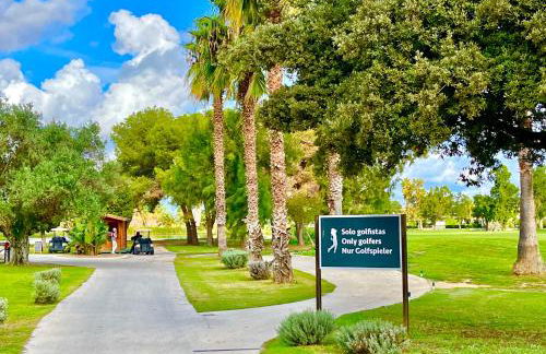 Villa con jardín en Oliva Nova Golf a 100m de la playa - Photo 27