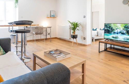 SOTHYS Design Apartment 7 min from Limoges - Foto 1