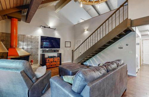 Walk to Golf and Restaurants Serene Twain Harte Gem - Photo 6