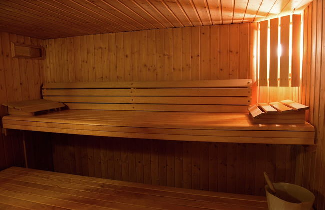 Holiday Home in Moutouyet With Pool & Sauna - Foto 27