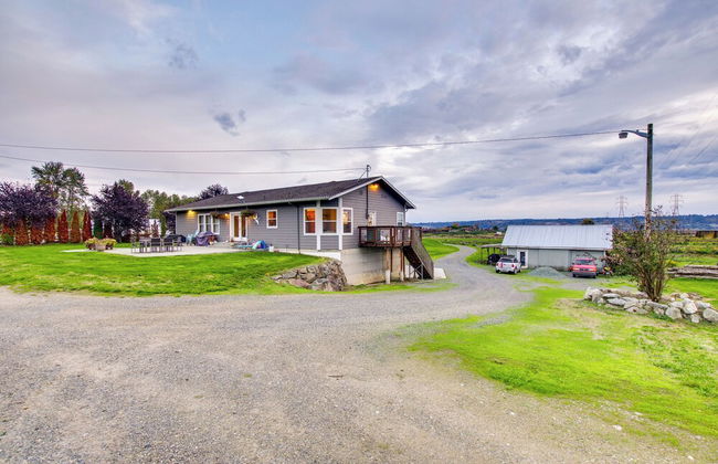 Chic and Modern Snohomish Hideaway on a Working Farm - Foto 47