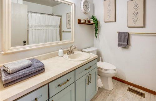 Spacious Rock Springs Stay Near Shops and Dining! - Foto 17