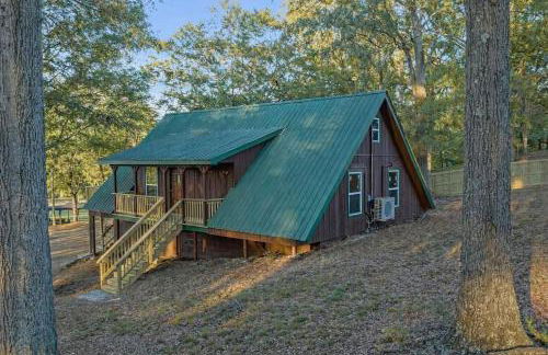 Family A-Frame, HotTub, FirePit, ClimbingWall, EVCharger, & More - Photo 70