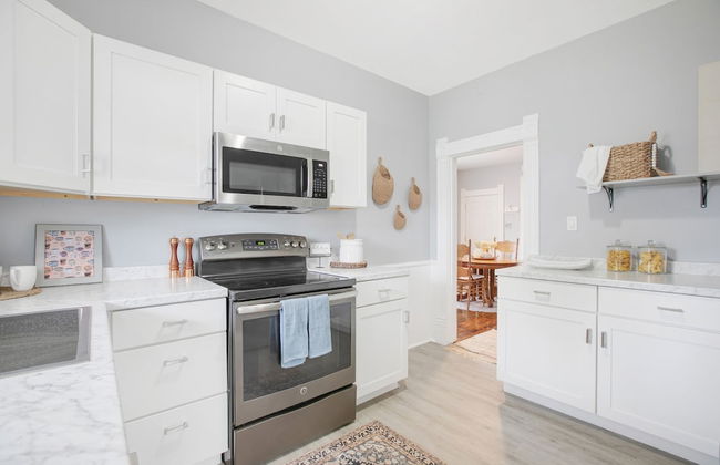 3 Bedroom 2 Bath Home Near Notre Dame 123nd - Foto 1