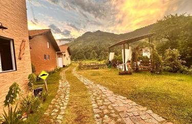 Nature Village Chalés Paraty-Casas com ar condicionado e cozinha - Photo 6