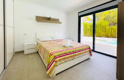 Calpe villa lujo playa piscina jardin barbacoa ideal familias y grupos - Foto 4