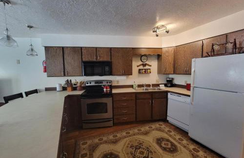 Cozy Retreat with Scenic Views- Prestige Vacations - Foto 9