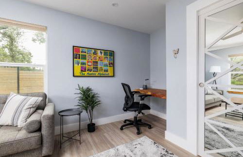 Casa Mariposa Newly Renovated Firepit*Fireplace*Great Deck*Pets Welcome! - Foto 9