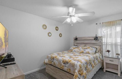 Wonderful Weston Hills Villa SE Facing Pool - Foto 19