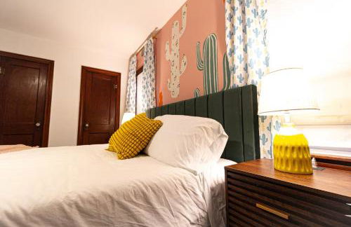 Private home with Hot Tub & Mini Golf & Fun Vibes near downtown Houston - Foto 22