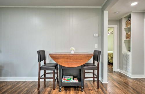 Cozy House with Private Yard, Close to Downtown - Foto 7