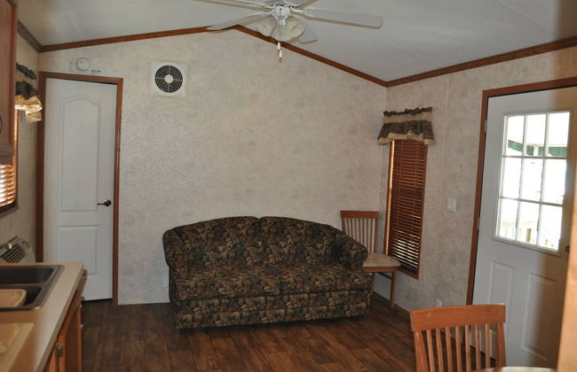 Camp Cardinal Gloucester Point - Photo 7