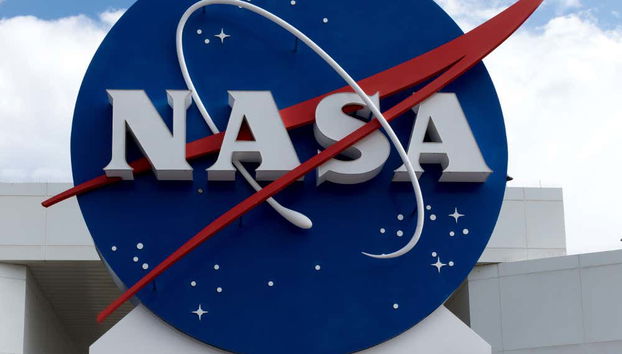 Logo de la NASA à l'entrée de Cap Canaveral