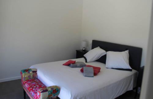 State of the Art Fixtures Villa in Vidauban with Pool - Photo 37