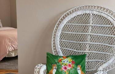 Garden Retreat • Deck Dining + Fire Pit - Foto 30